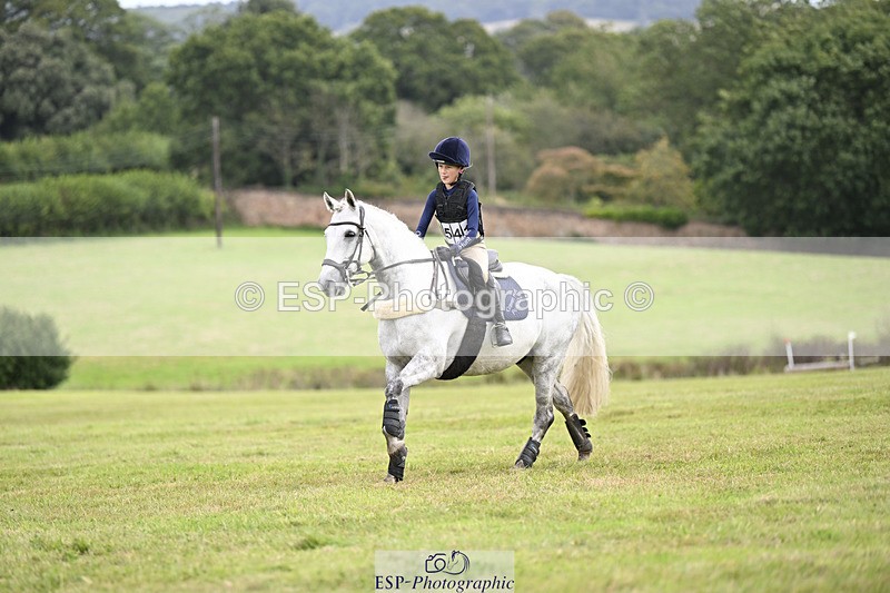 240825X-120025-32681 - 70cm XC 11.00 to 12.00