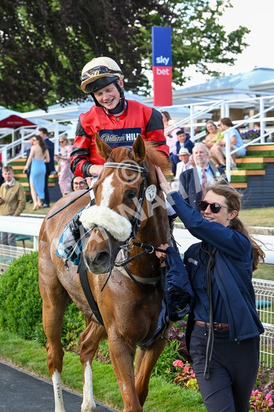 140625-Race 7-Kats Bob-4030 - Race 7 5.20pm Bosun's Restaurant Handicap