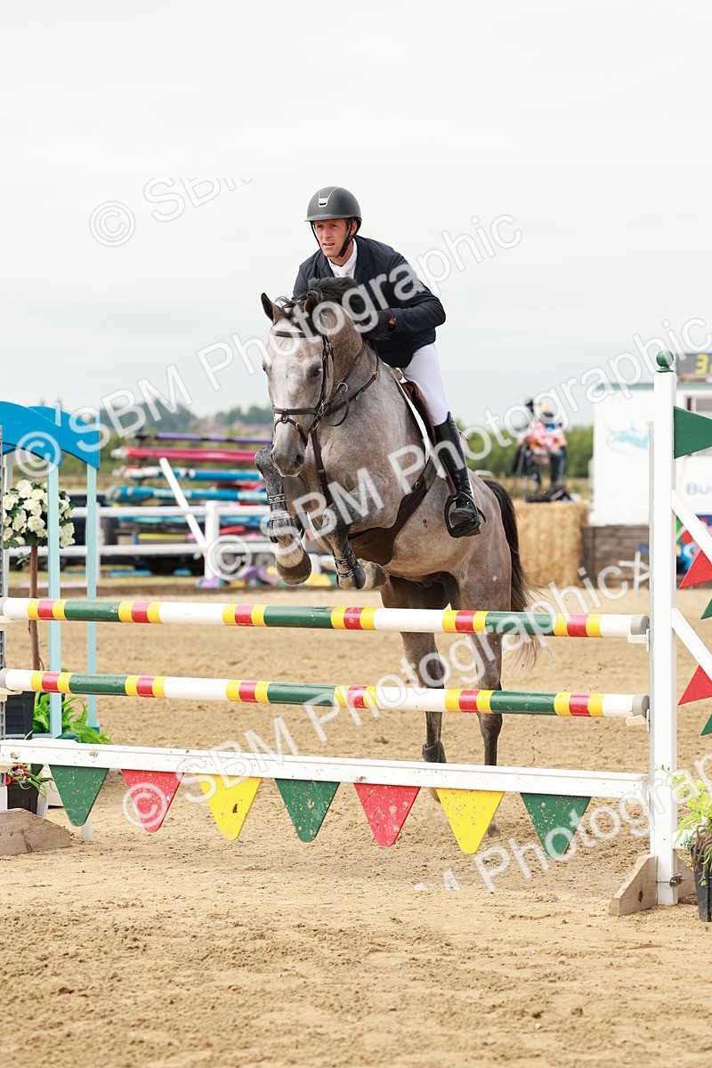 SBM_016873 - Class 20 - Senior Newcomers - 1.10m