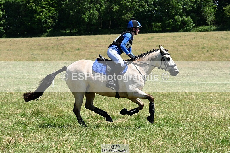 240629X-134002-3758 - 151-Issy_Baldock-CREGGS_DUN