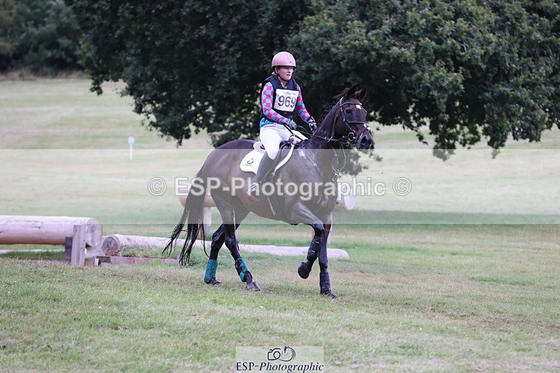 240825X-172924-37931 - 80cm XC 16.30 to 17.30