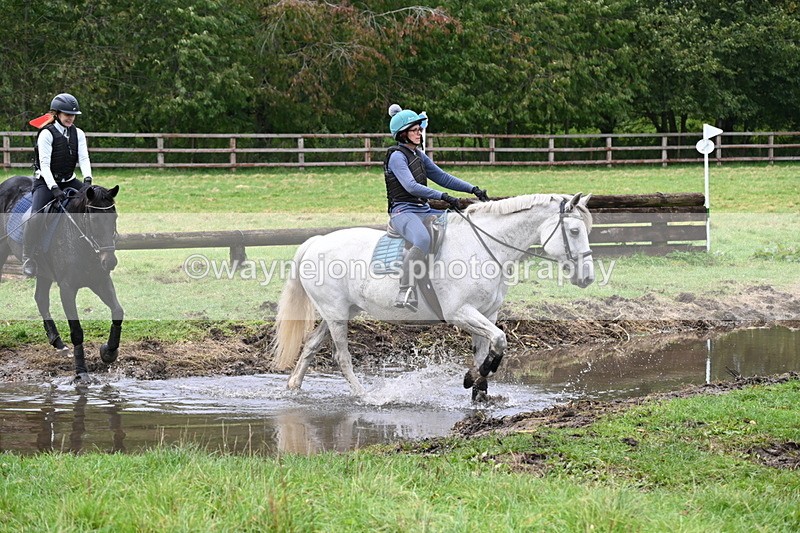 WJ6_6075 - Time at Photographer 12:41 to 13:05