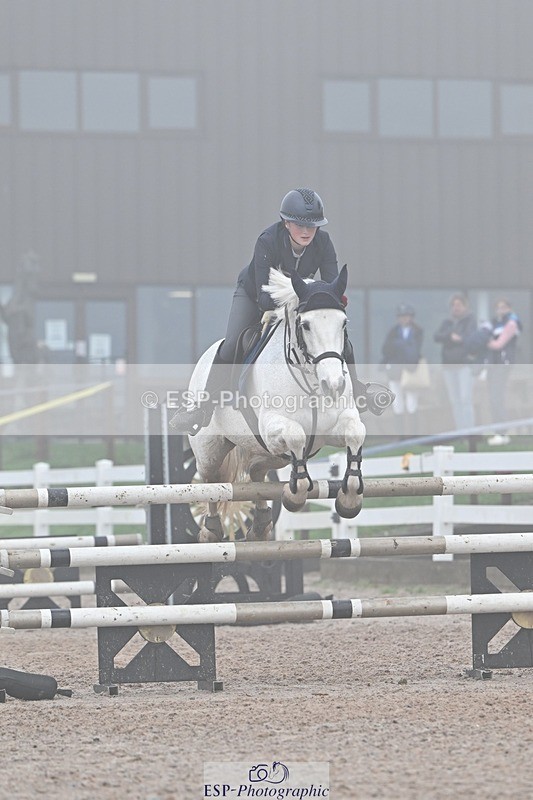 251115-123937-01036 - Cls 10 Pony Foxhunter and 1.10m Open