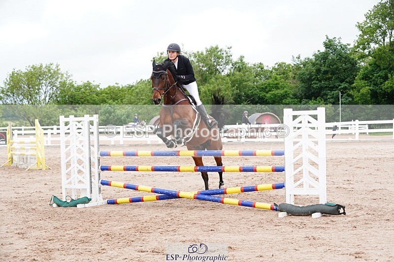 250524-112250-06379 - Cls 21 A&B Snr Disco & 1.00m Open