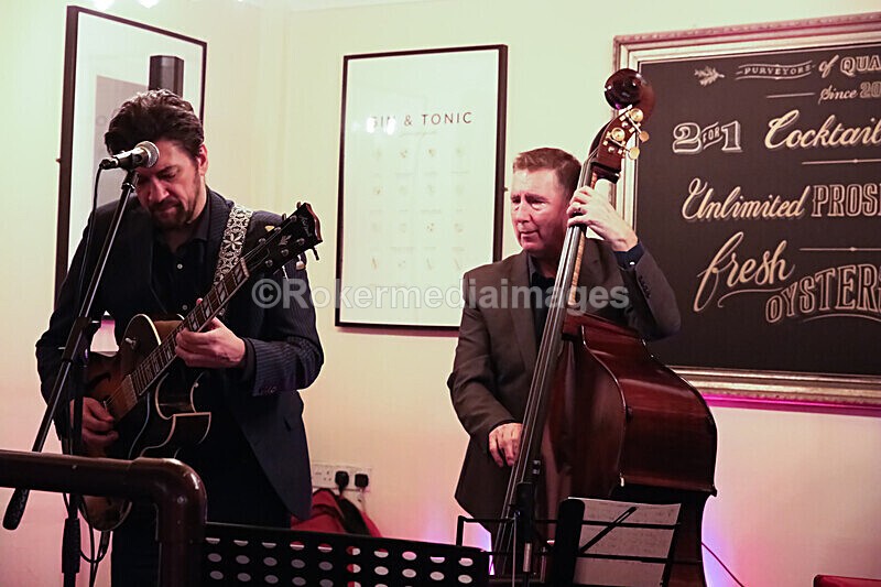 NKC-29 - Denny Illet and chums plays tribute to Nat King Cole