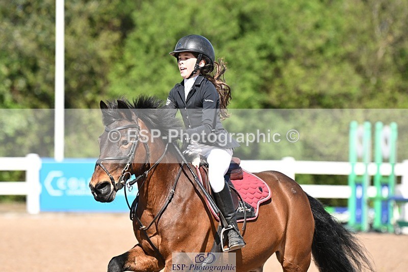 250504-102750-02081 - Cls 15+16 Club and Schools 70cm