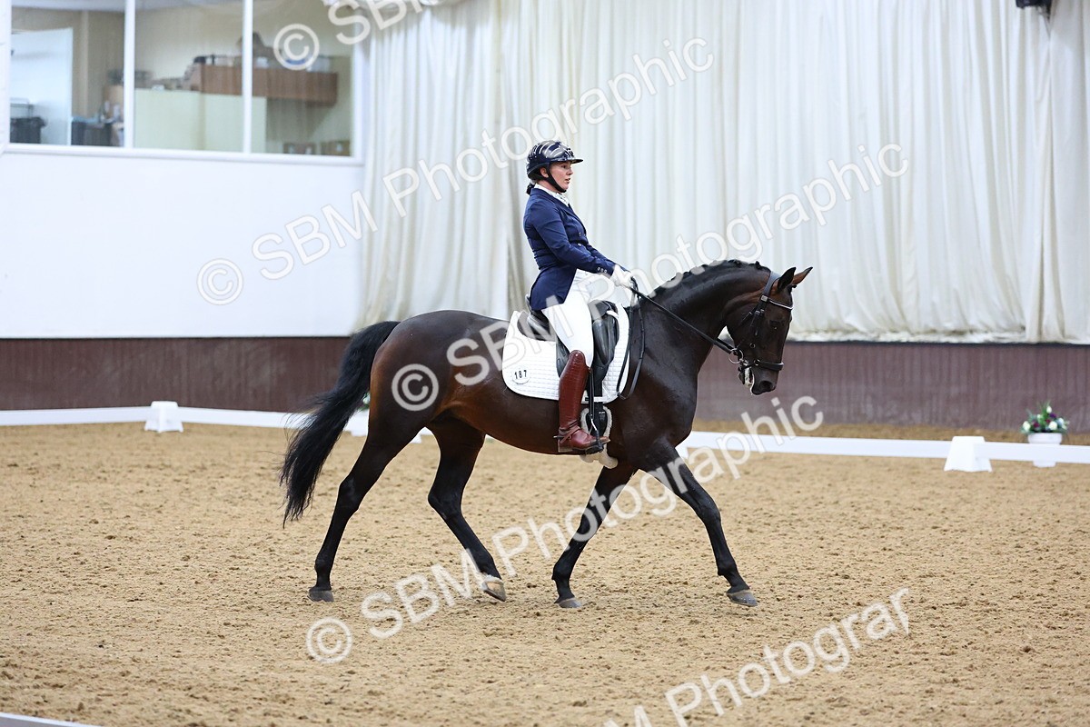 SBM_018690 - Class 17 - AM91 - 15.54-16.58