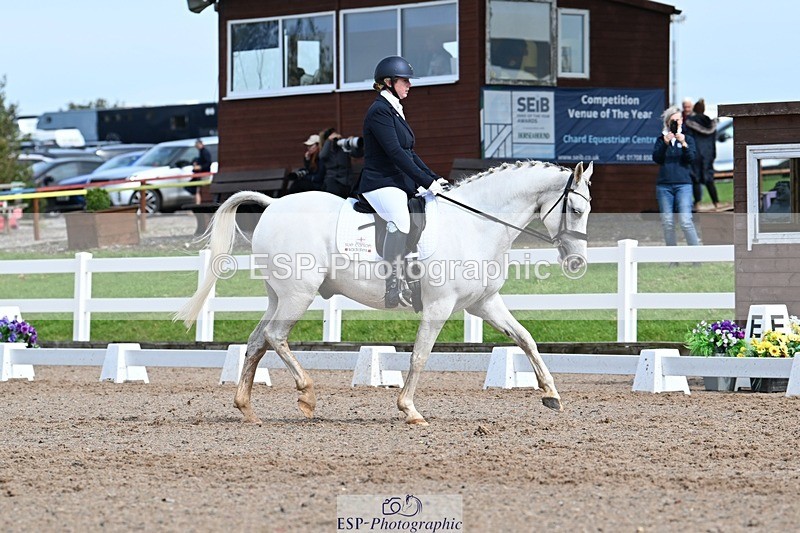 250907-132824-10154 - 065-Jessica.PerrySilver.Secret