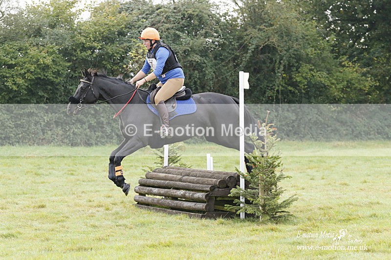  WWHT 171021 0898 - Open Novice (0.80m)  17/10/21