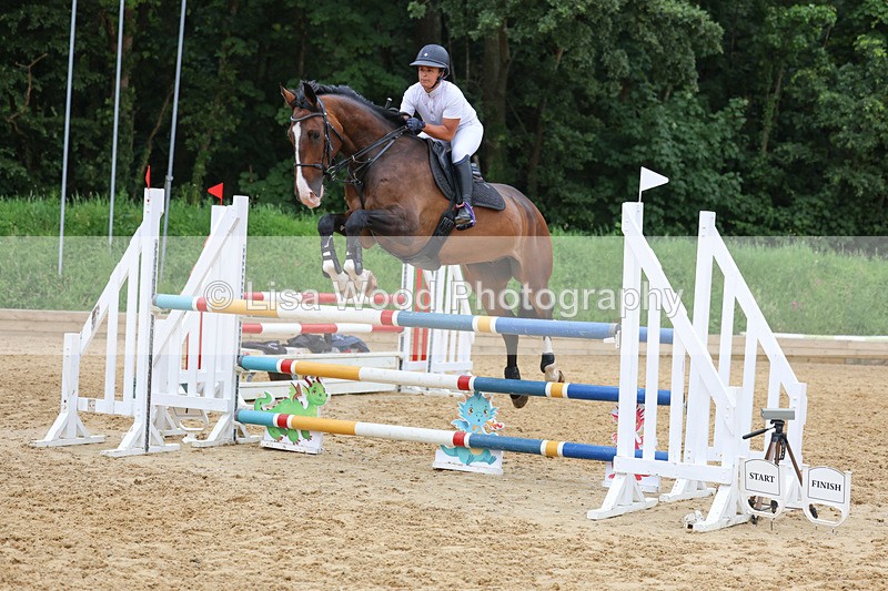 3E7A6360 - Class 8: Senior Newcomers/1.10m open
