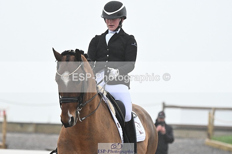 240217A-145841-03770 - 117-Jessie.Kirby-As.Well.de.la.Roche.CMF