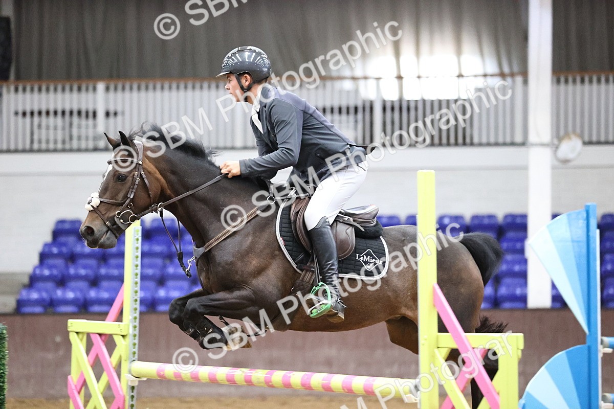 SBM_001297 - Class 5 - Blue Chip Pony Newcomers 1.00m Open
