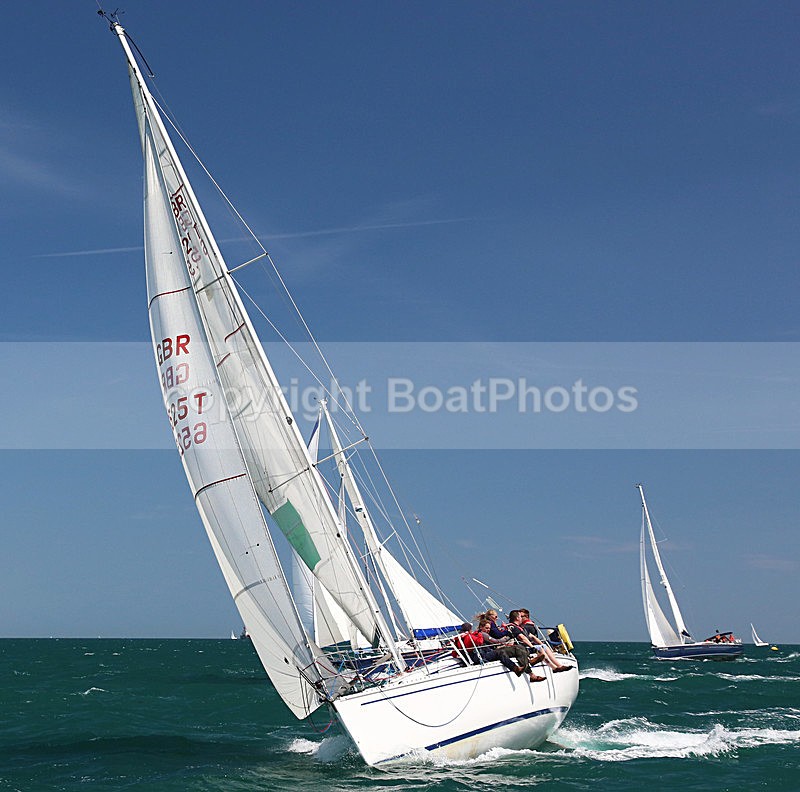 150627 GBR 6525T WT7A9041_P - ROUND THE ISLAND RACE - SATURDAY 27th JUNE 2015