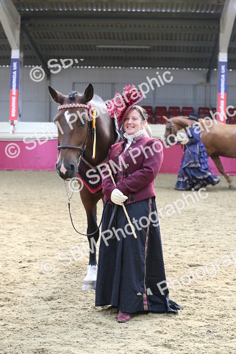 SBM_10840 - Class 103 IH Costume