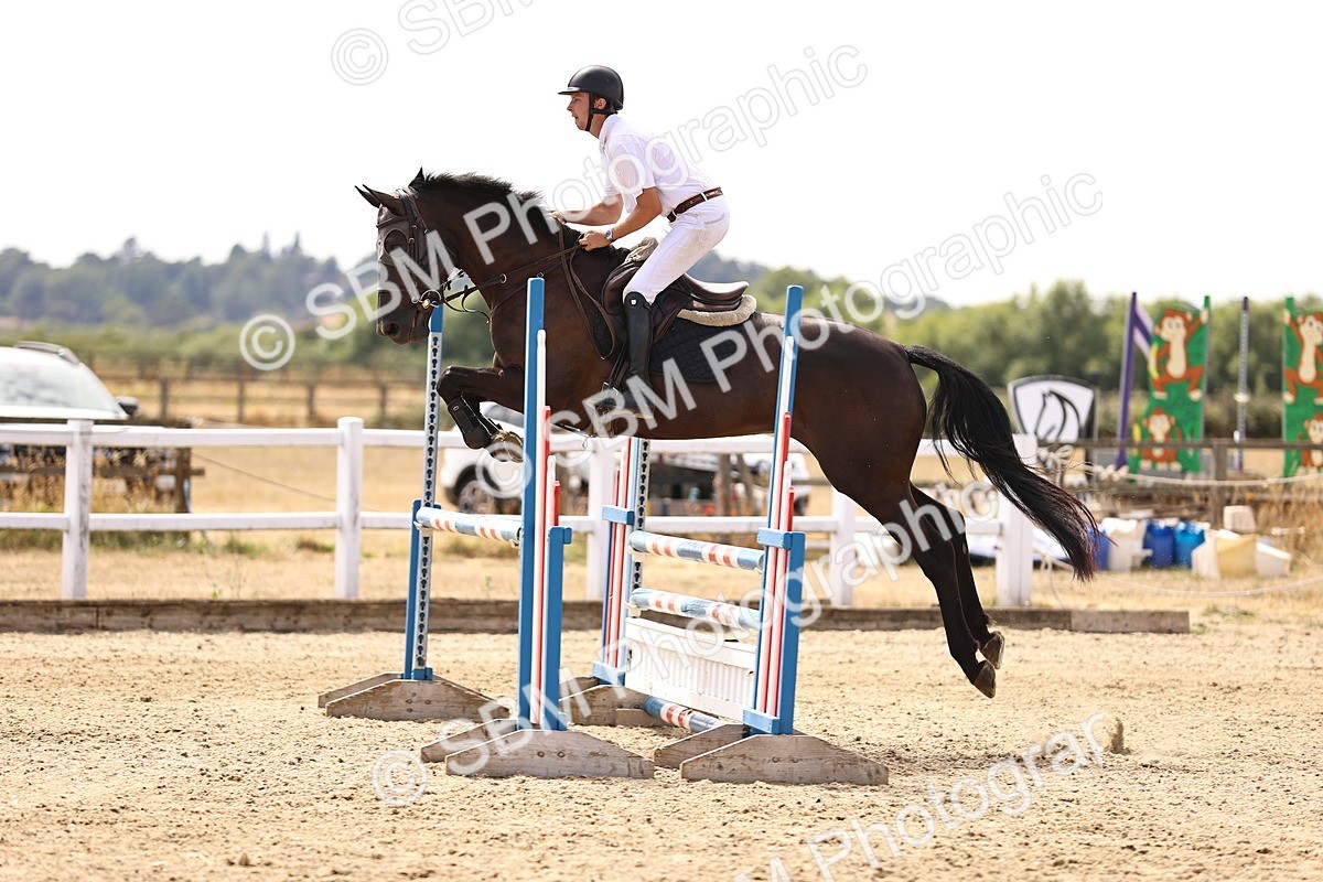 SBM_001109 - Class 4 - Senior Discovery - 1.00m Open