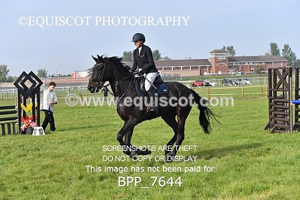 BPP_7644 - CLASS 6 Nisbets Fresh From The Farm & The Golf Inn 1.00m Amateur Championship