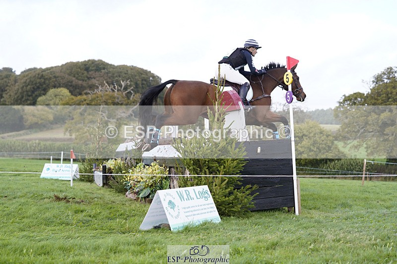 241025-122038-07925 - 127-Alexander.Bragg-STARSTRUCK.III