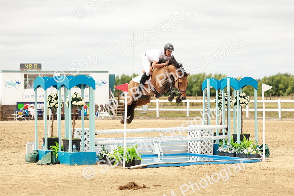 SBM_017606 - Class 21 - Senior Newcomers Championship 2d Rd