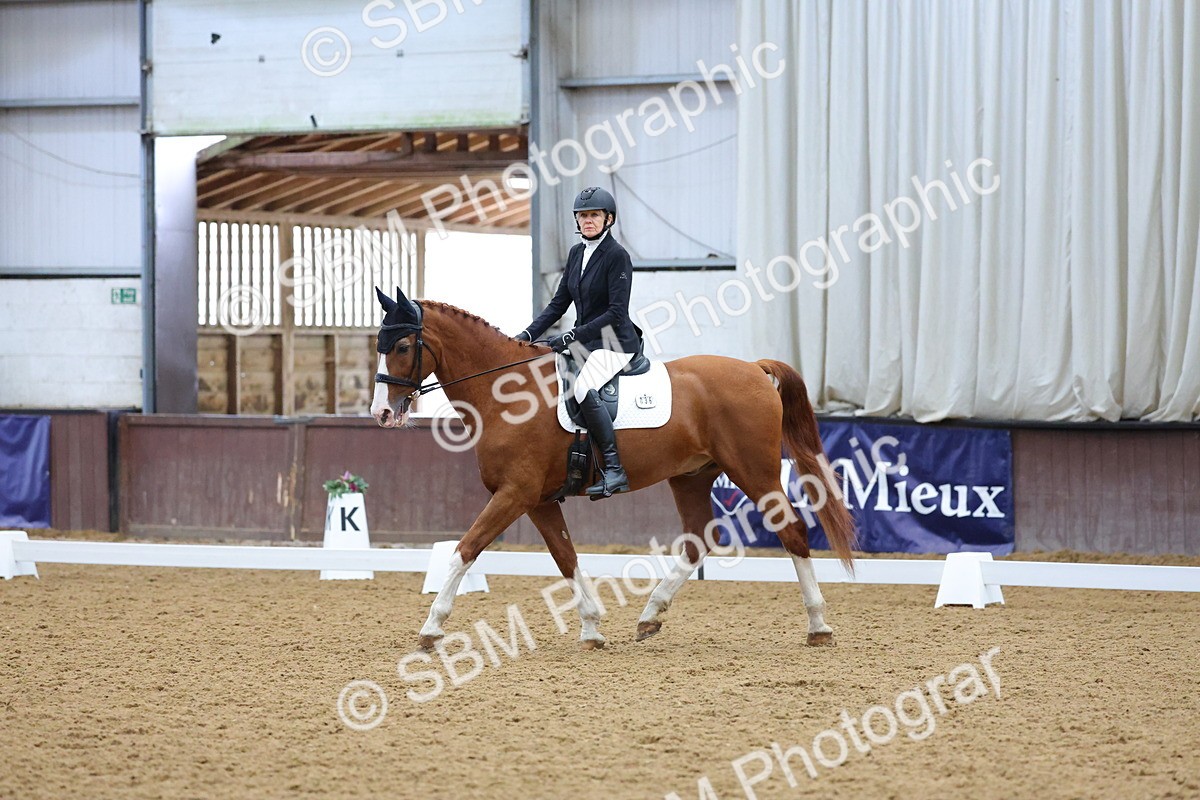 SBM_000399 - Class 2 - Intro 3 - Championship 9.54-10.50