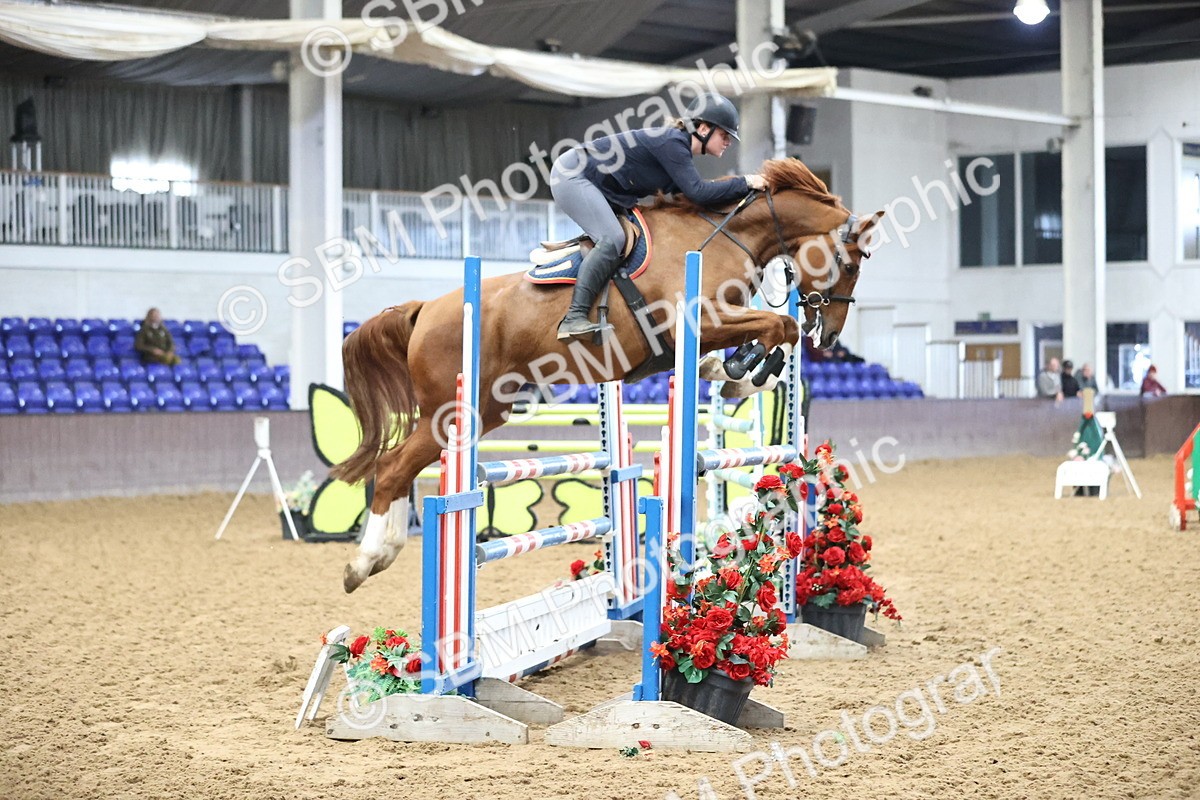 SBM_003586 - Class 12 - Senior Foxhunter 1.20m