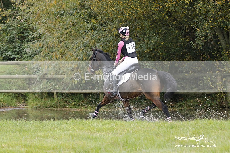  WWHT 171021 2290 - Novice Pairs (0.80m)  17/10/21