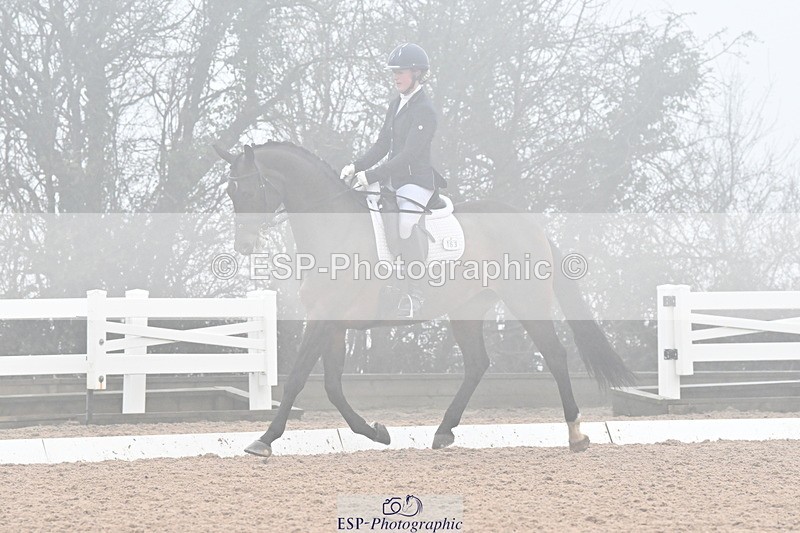 240217A-142841-03448 - 163-Anna.Johannson-Diamond.Bar