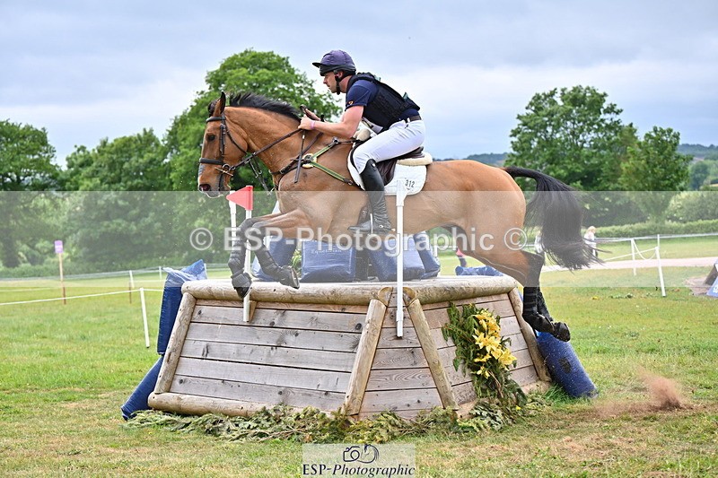 250524A-114413-09965 - B-312-Mark.Davidson-THE.BOSSMAN