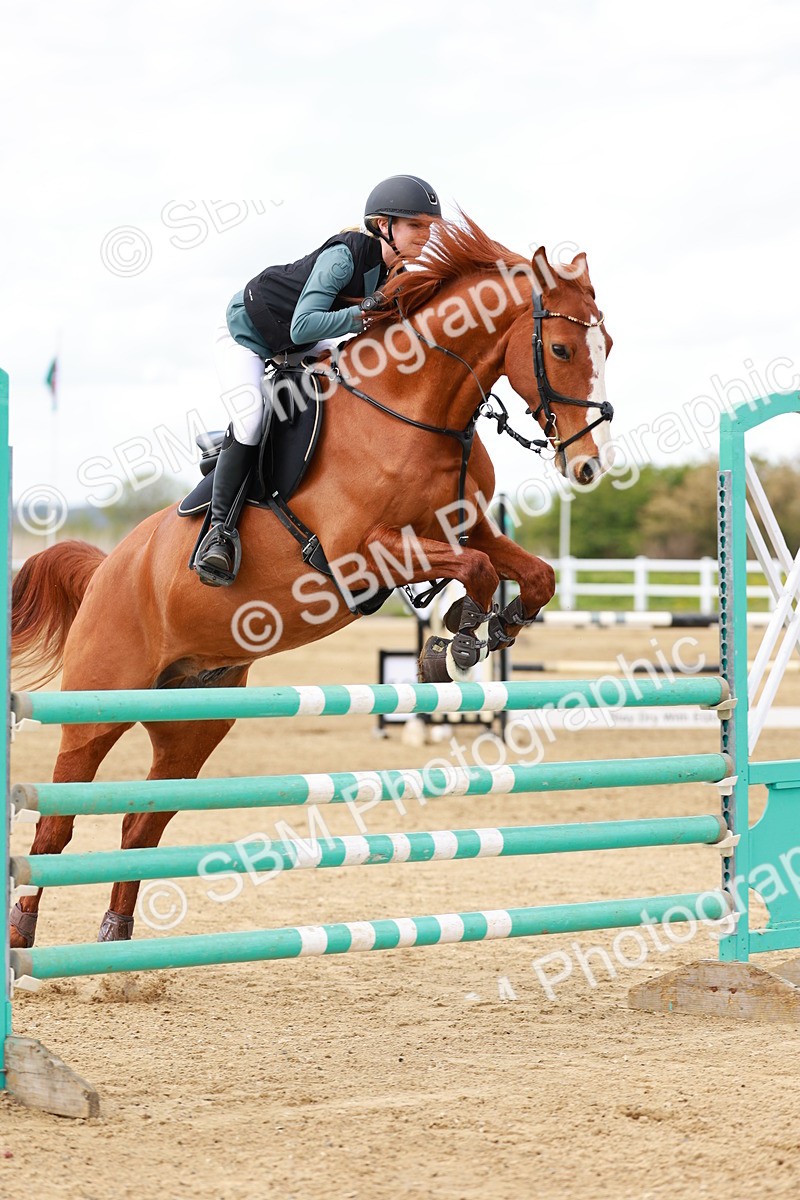 SBM_002101 - Class 4 - Senior Newcomers - 1.10m
