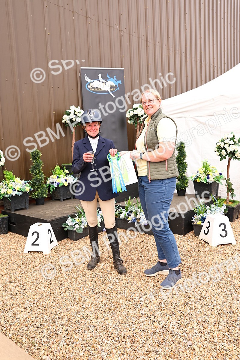 SBM_000934 - Presentations - cart