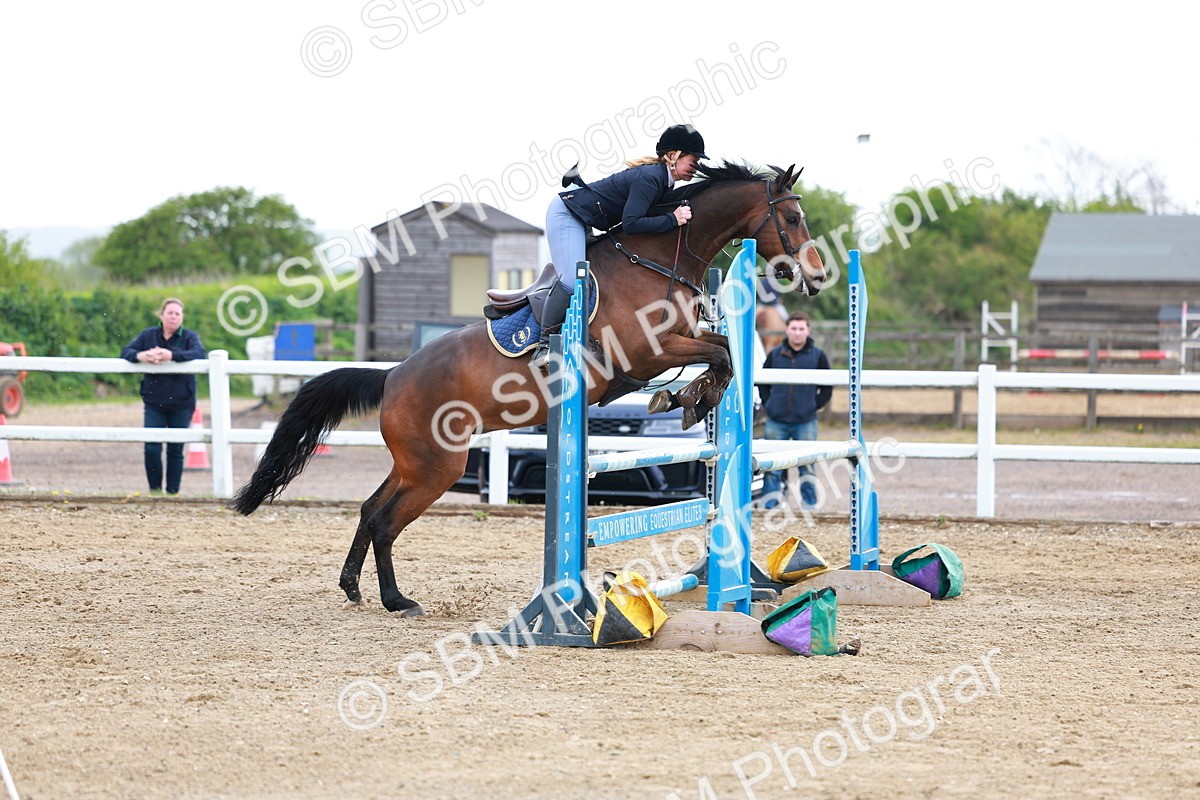 SBM_001824 - class 8 - Senior British Novice - 90cm