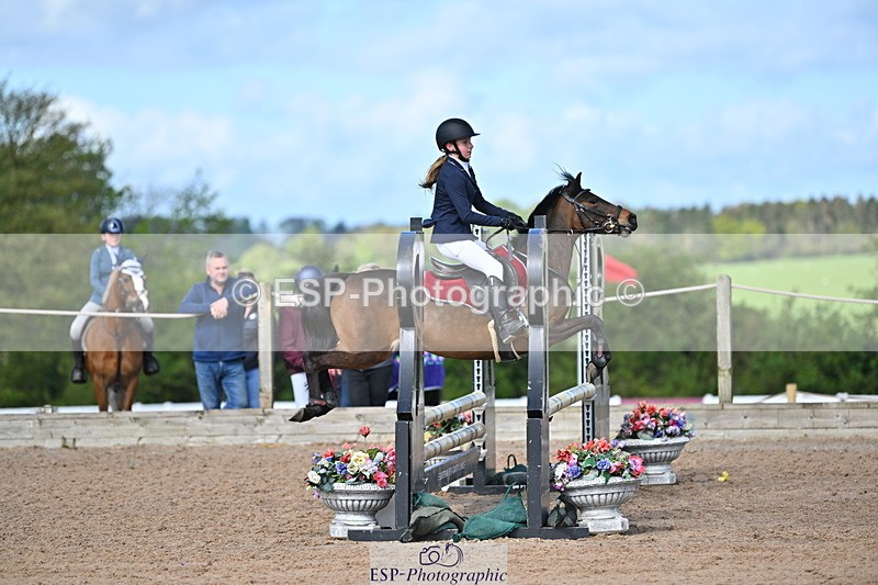 240504A-094403-00955 - Cls 1 Pony Intro 70cm