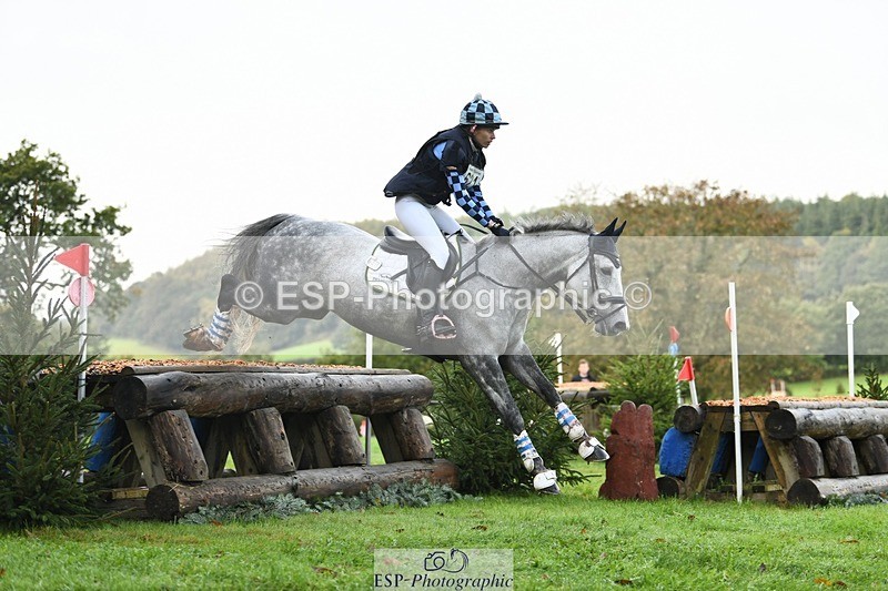 231021-092652-12984 - 621-QUALITY.BLUE-Lucy.Boultbee-brooks-SC+XC