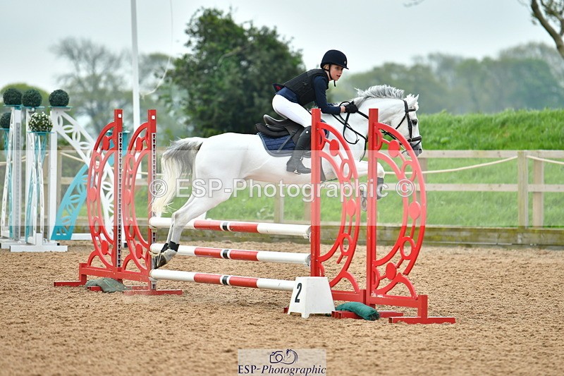 230513A-092918-00097 - Cls 11 Stepping Stones 128+138cm