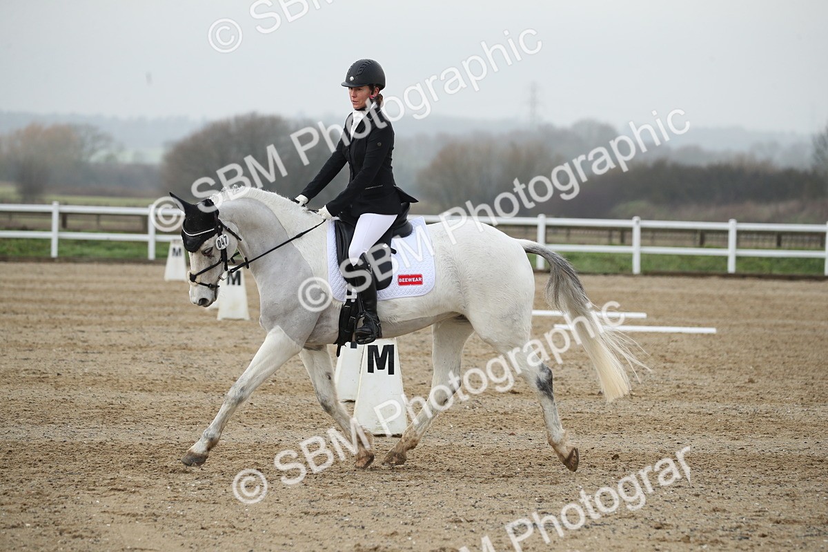 SBM_004551 - Novice 3