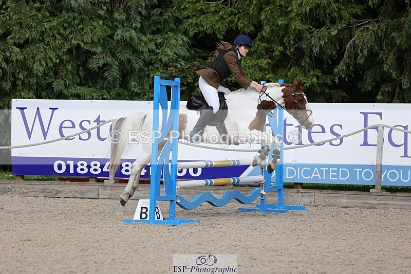 240615-163627-02342 - Cls 11&12 Club and Schools 80cm