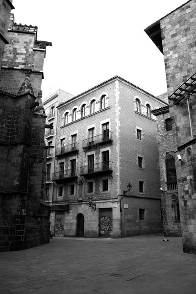 Empty Streets at dawn _SP005 - Spain