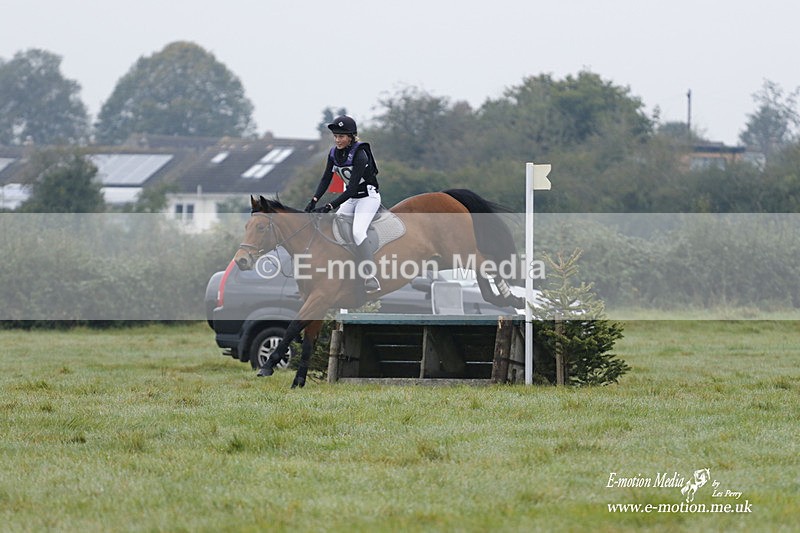 WWHT 171021 0481 - Novice Restricted (0.80m)  17/10/21