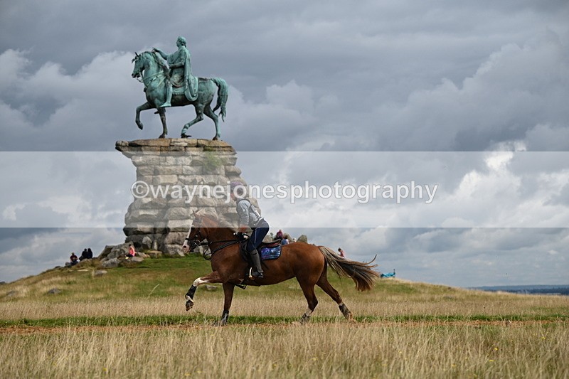 DSC_4561 - Time at Statue 09:50 to 11:09