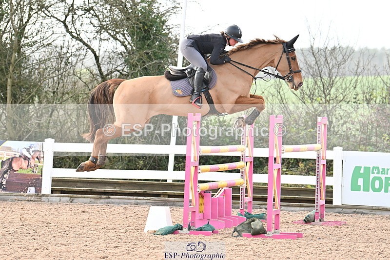 231209A-132104-01891 - Cls 13 Foxhunter & 1.20m Open