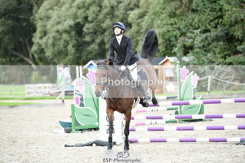 251004A-172540-02419 - Classes 12 & 13 90cm