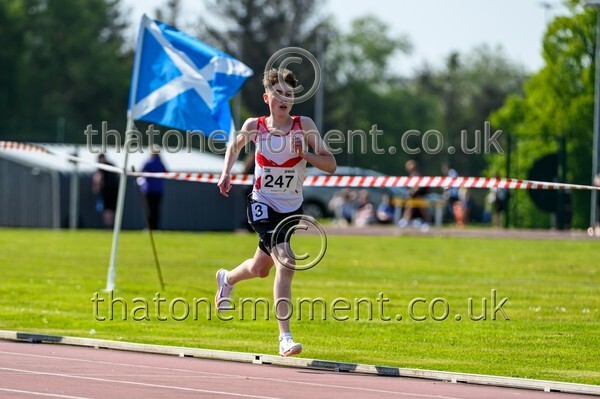 West25Sat-928534 - Track Male