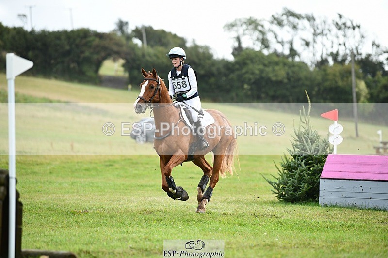 250831-104807-06162 - L-558-Lucy.Davies