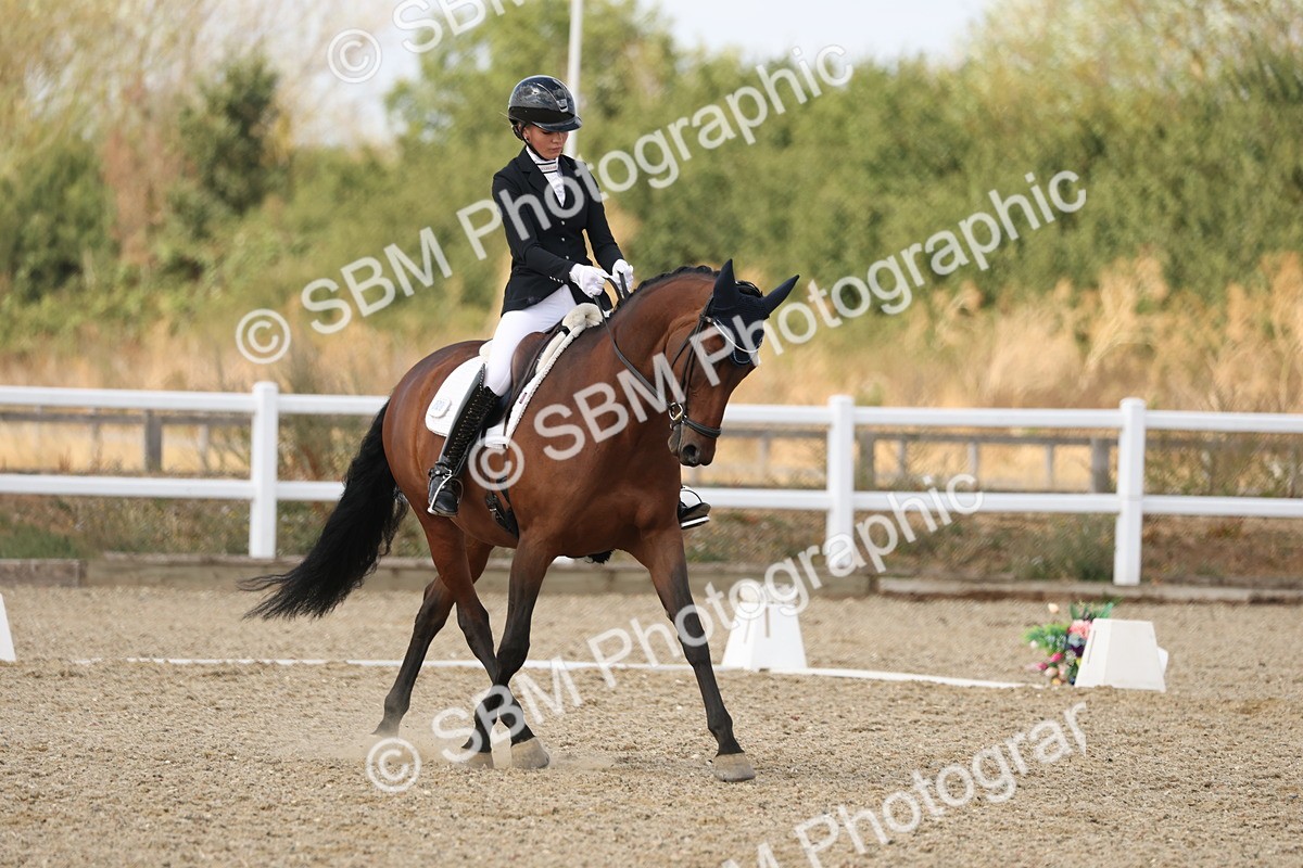SBM_022028 - Class 22 - M5 Silver13.03.14.07