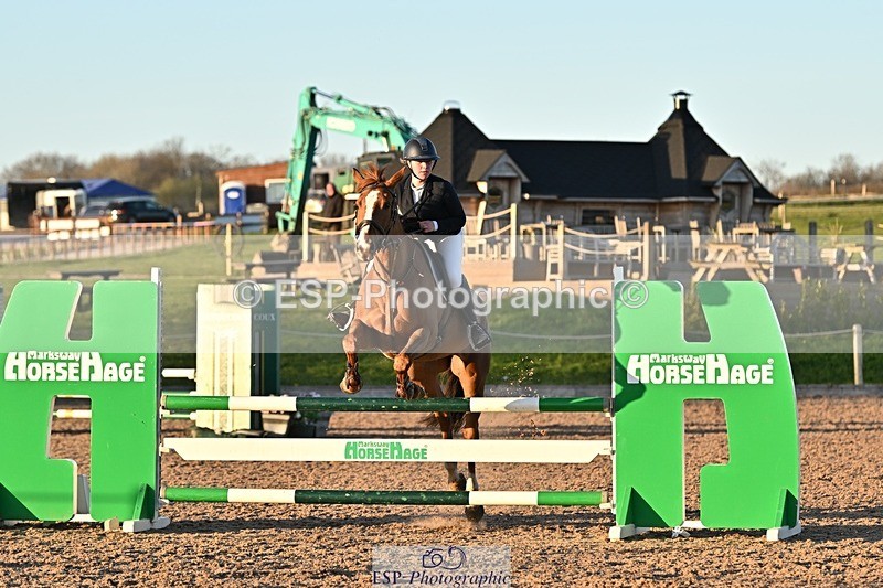 250401-190146-00874 - 90cm Classes