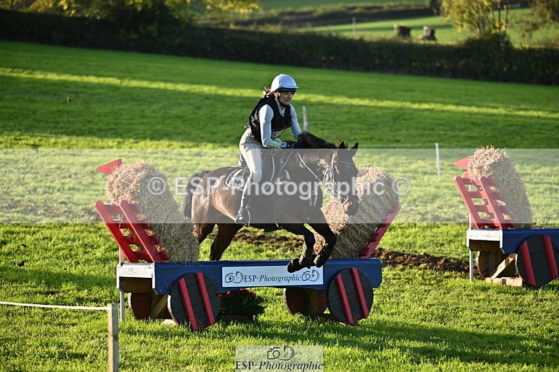 251025A-165253-22181 - H-657-Julie.Adams