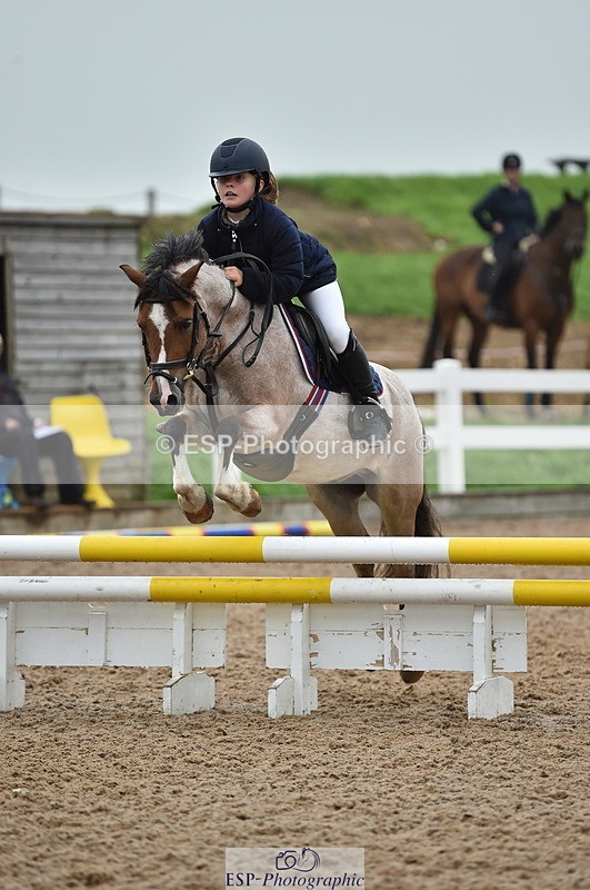 220829A-163244-00256 - 70cm Classes 3a 3b & 4