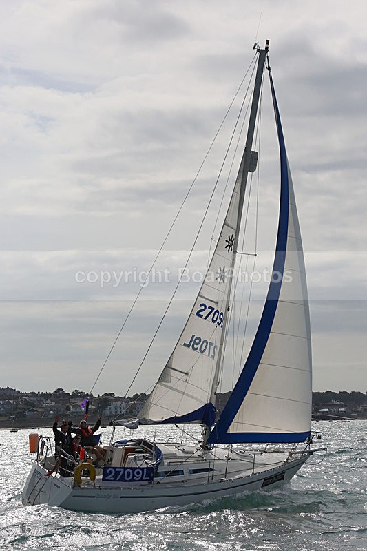 150627 DRIFTER OF MOCHRAS 2709L MOODY 31 148419 WT7A1151_S - ROUND THE ISLAND RACE - SATURDAY 27th JUNE 2015
