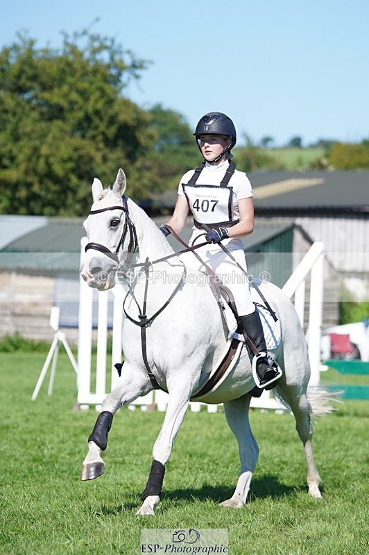 240811A-160620-06183 - 407-