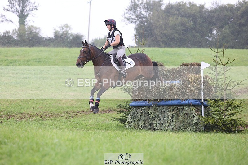 240901A-153405-10863 - 572-Molly.Swain-SOCKS