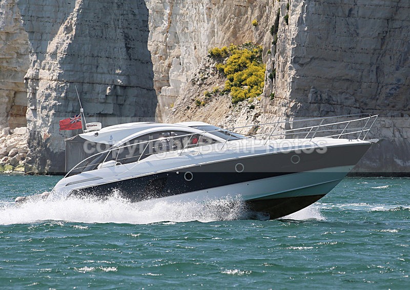 130526 EVOI BENETEAU FLYER 36 WT7A5512 - Motorboats - Hardtop